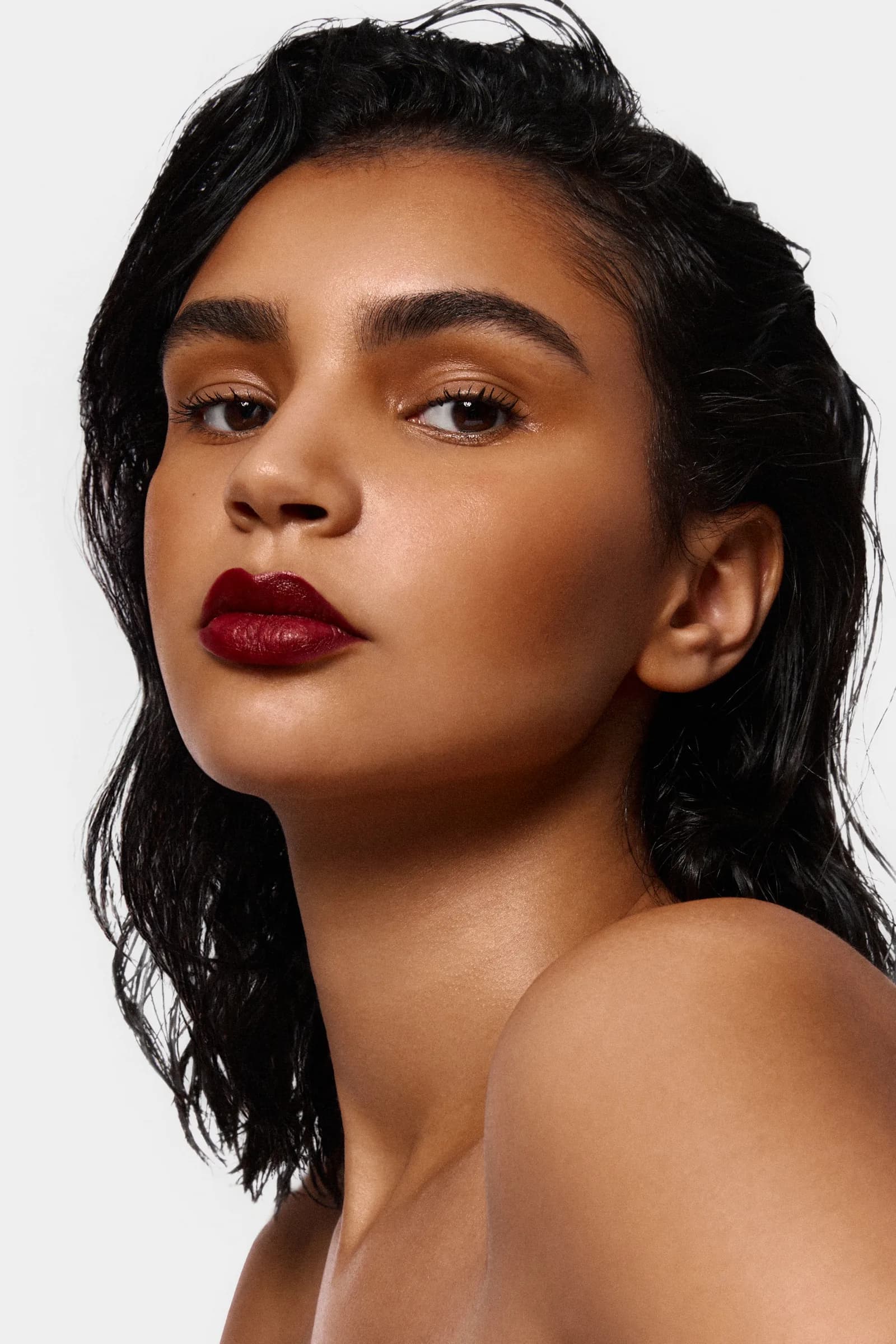 Editorial de Marta Arce — color en el párpado